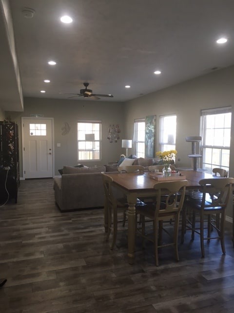 Photo - 1300 W Walnut St Unit JA