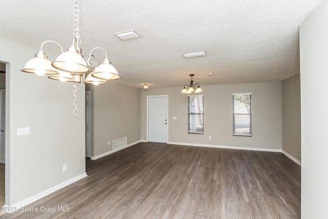 Photo - 739 Isle Royale Ave