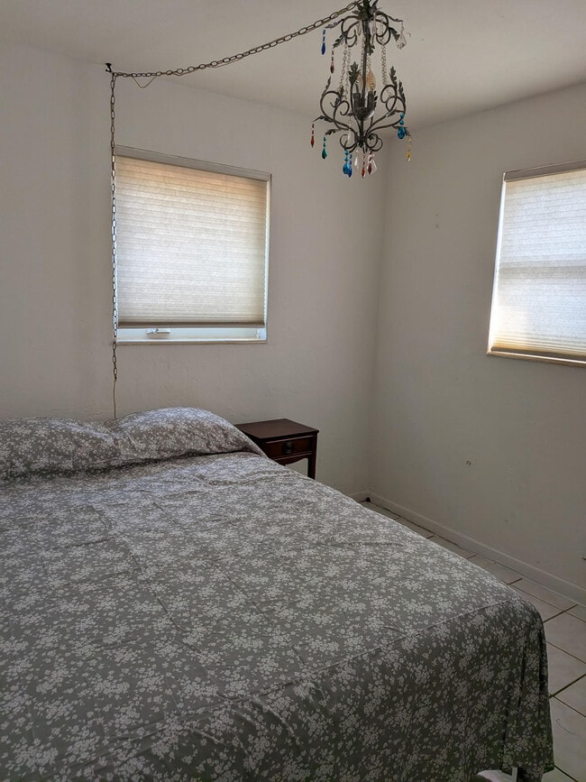 Photo - 4180 NW 11th Ave