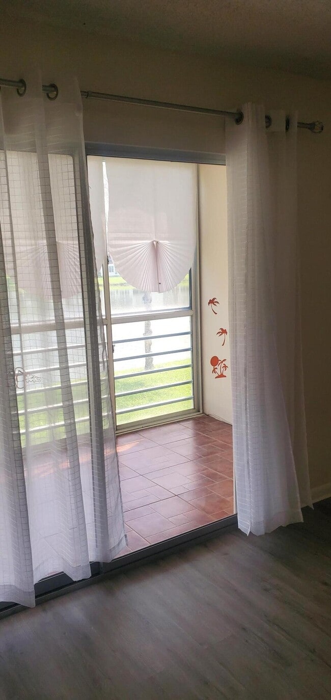 Photo - 2070 Wolverton E Unit 2070