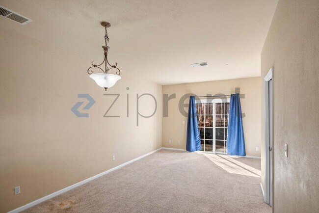 Photo - 20 Ashford Pl