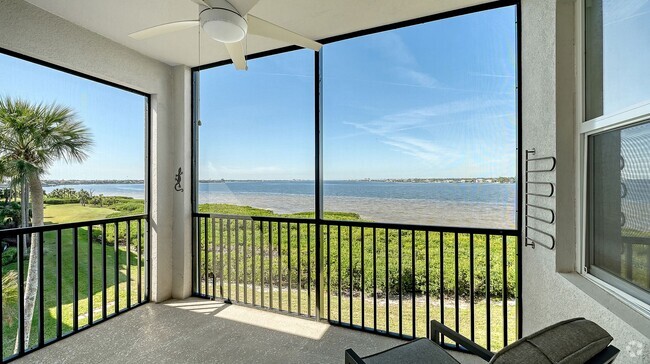 Building Photo - 2 Bed 2 Bath With Breathtaking Views From ... Rental