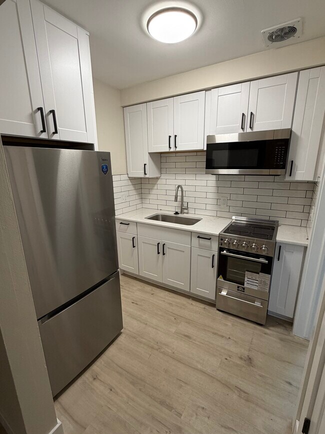 Updated Kitchens - Hudson Park Apartments