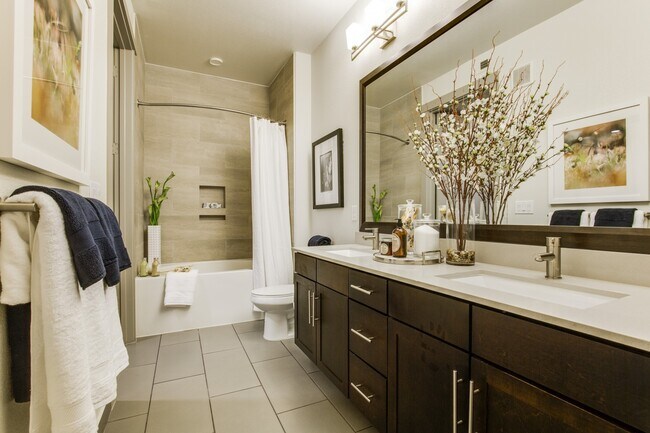 Photo - Assembly at Historic Heights