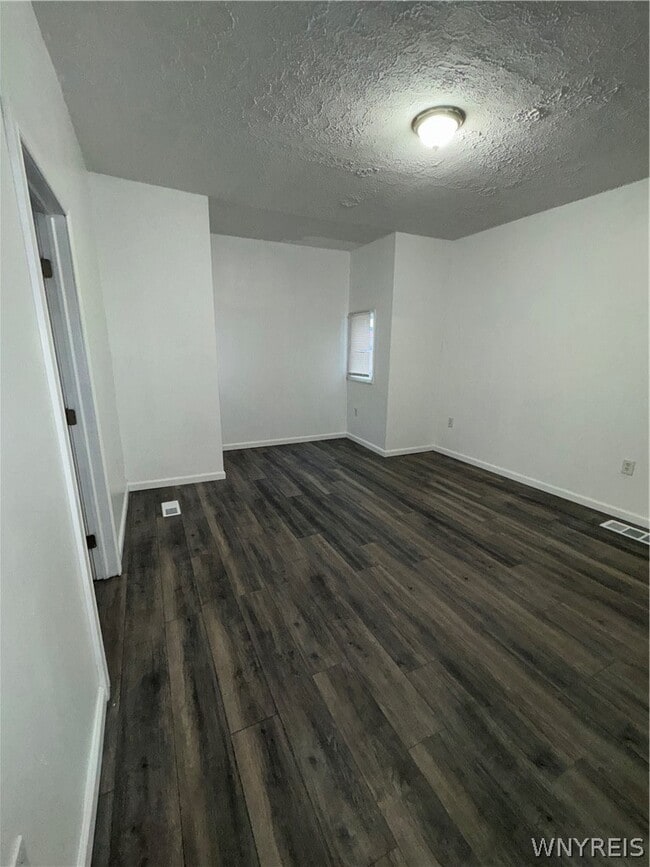 Photo - 1312 Ontario Ave