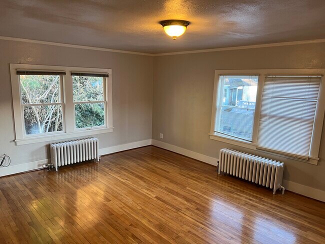 Living Room - 412 John Adams St Unit #3 2ndfloorEast