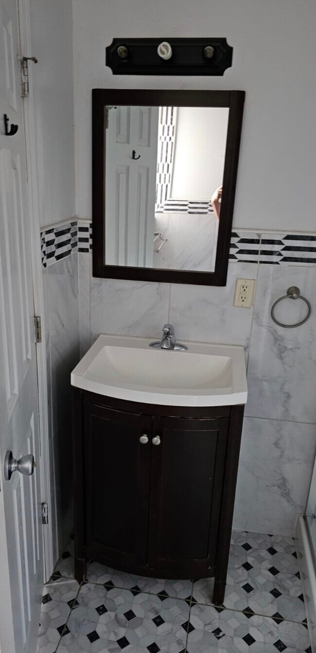 Photo - 753 Broadway Unit 8