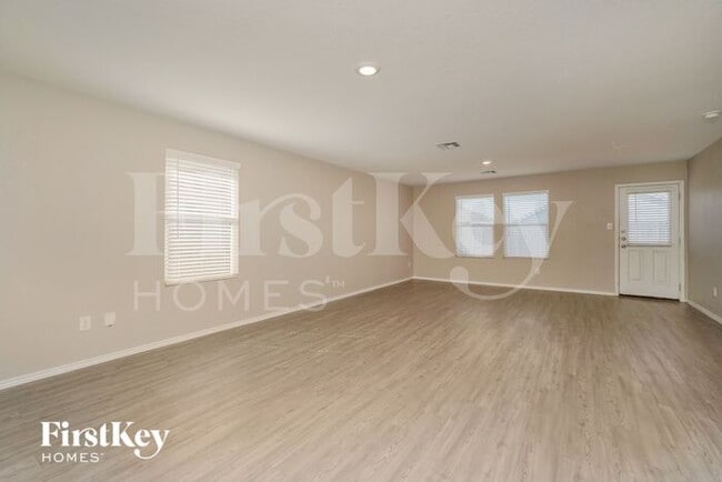 Photo - 407 Butterfly Bush Ct