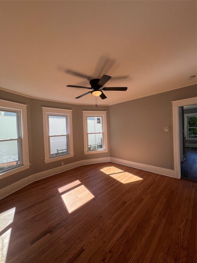 Photo - 46 Manitou Ave