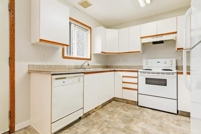 Kyte Crescent Townhomes
