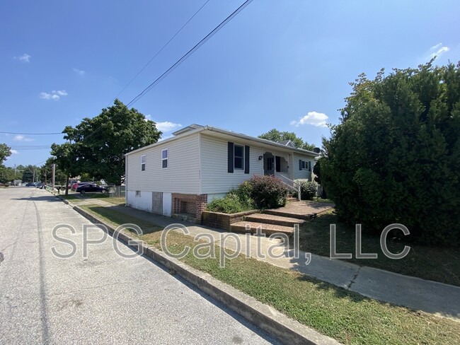 Photo - 351 Manor St