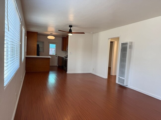 Photo - 1636 Grove St Unidad 1636 Grove Street (3-4 C)