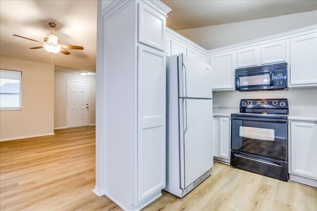 Photo - Adorable 3 bed, 1 bath