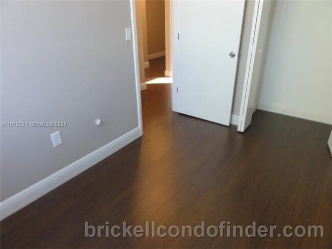 Photo - 1469 SW 5th St Unidad 8