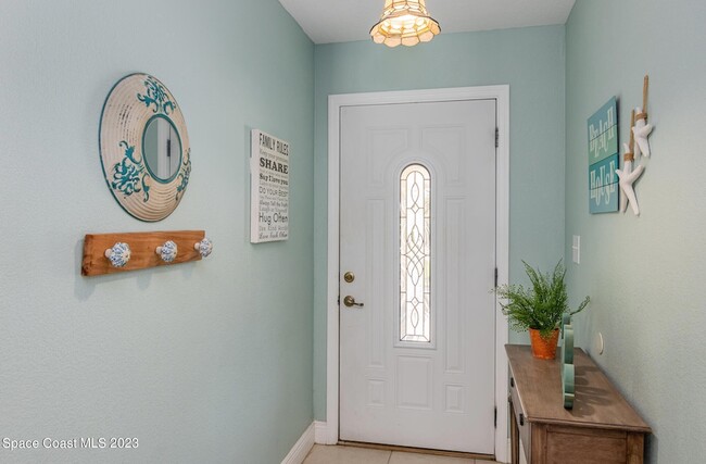 Photo - 187 Jamaica Dr