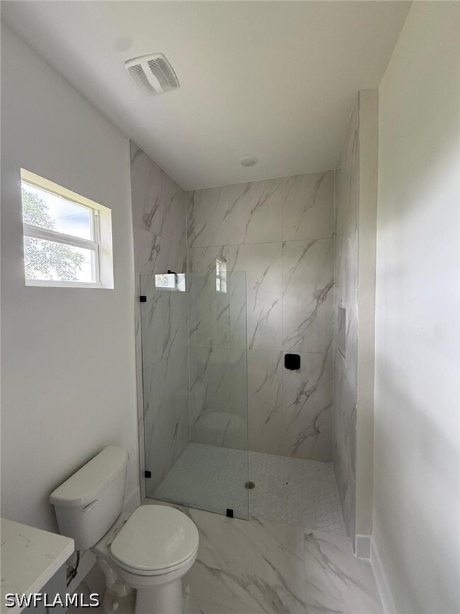 Photo - 1089 Eisenhower Blvd