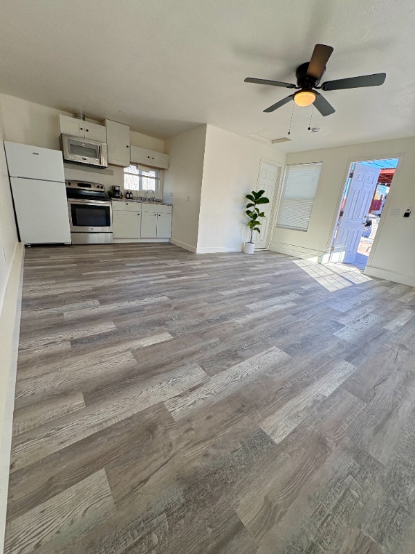 Photo - 4346 Keeler Ave