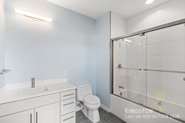Photo - 136 Babcock St Unit PH 401