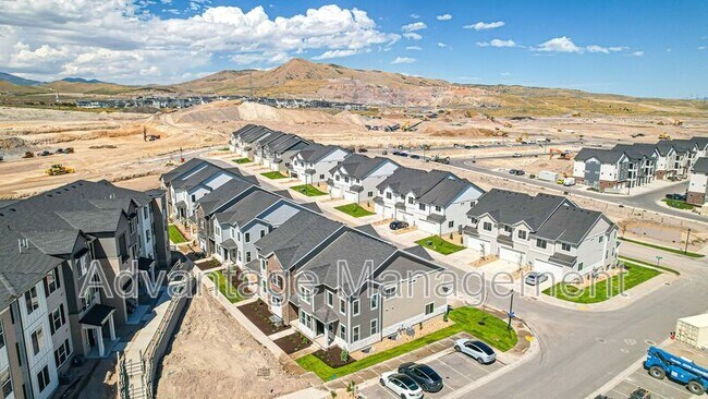 Photo - 1583 Stark Dr