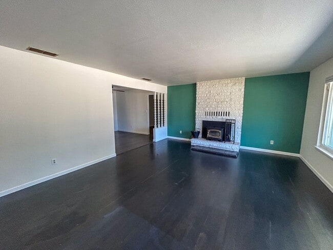Photo - 6762 Riverside Dr
