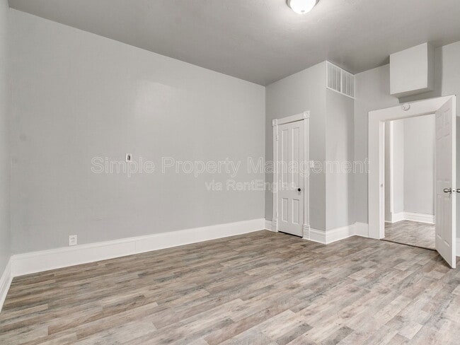 Photo - 611 E Springer Ave