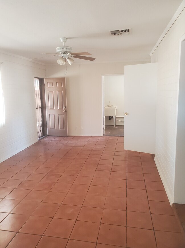 Photo - 3318 W Mariposa St