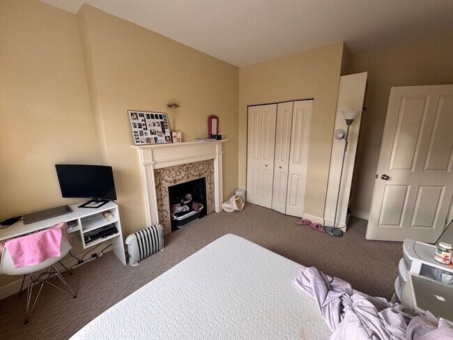 Photo - 636 Beacon St Unit 404