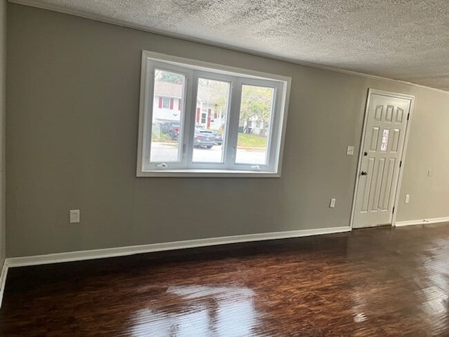 Photo - Adorable 3 Bedroom Home