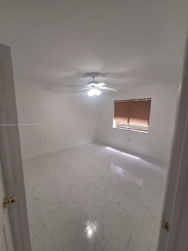 Photo - 2931 SE 13th Rd Unit 106-38