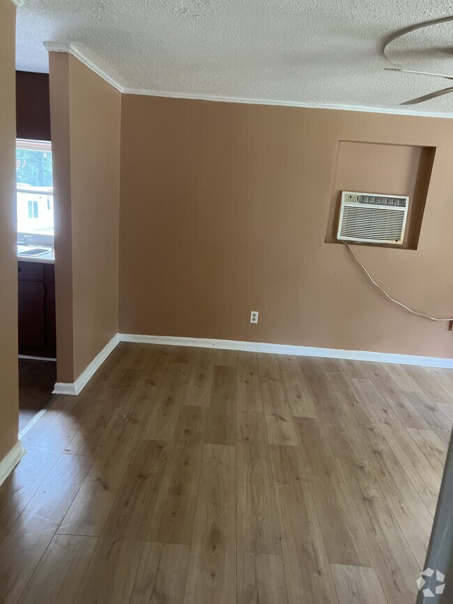 Building Photo - 1332 Boston St Rental