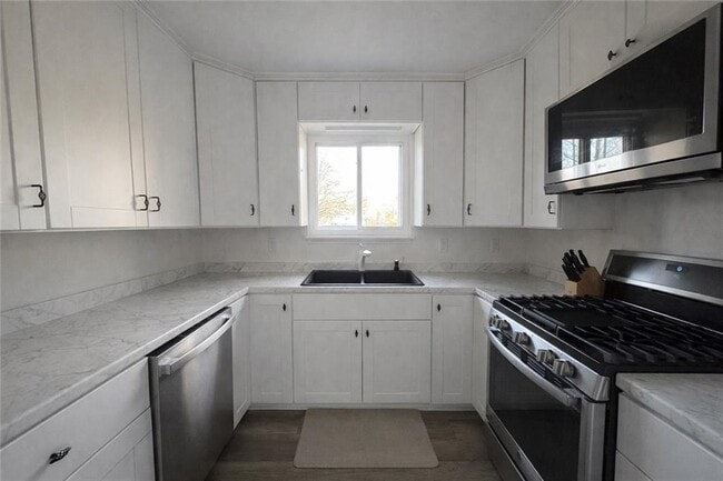 Photo - 752 Pebble Creek Dr