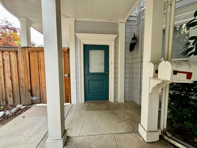 Photo - 2608-2610 I Street Unit 2608