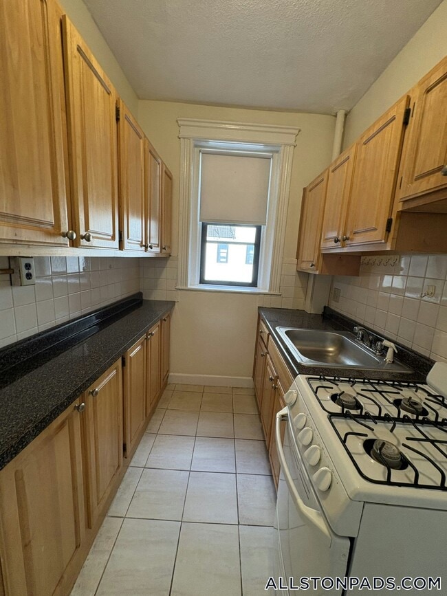 Photo - 1156 Commonwealth Ave Unit 19