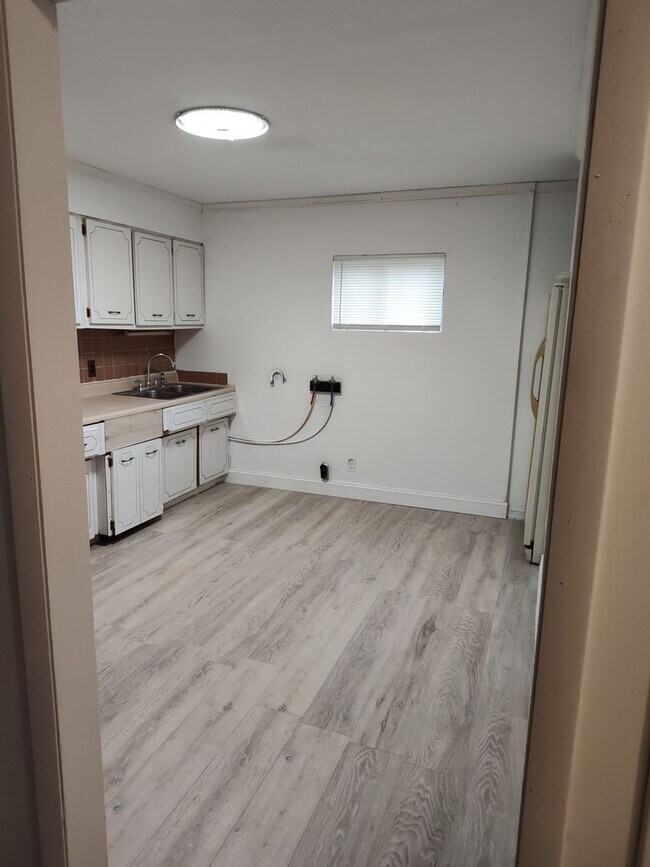 Photo - 2 bedroom 1 bath apartment Maryville ( Blo...