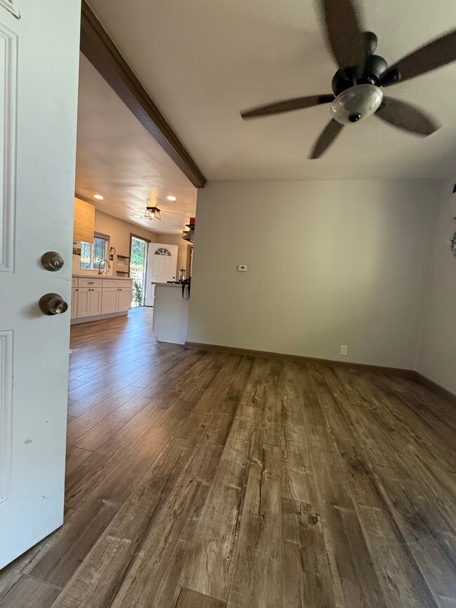 Photo - 2661 Newell St Unit 1