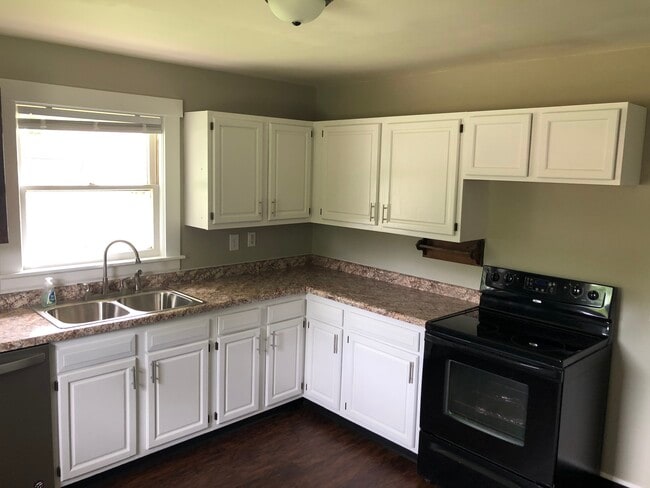 411 N Vine St Unit 411 N Vine St