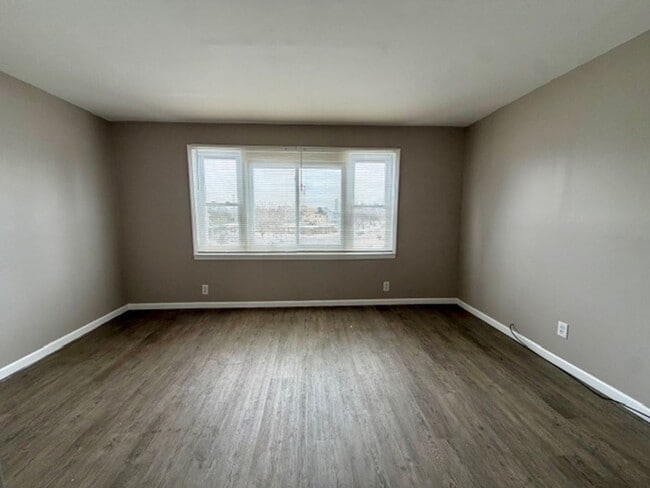 Photo - 97 Fairgrove St Unit 2