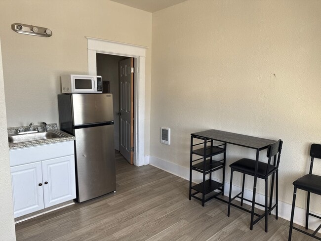 Photo - 97 E 1st St Unit 206