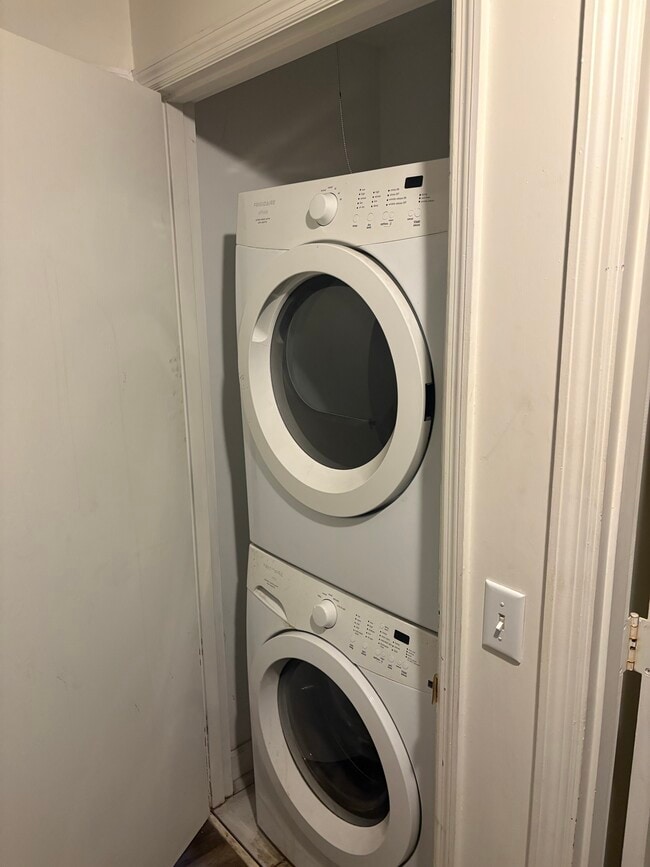 Photo - 5634 Robin Run