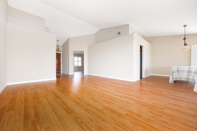 Photo - Spacious Updated Home in Guajome with HUGE...