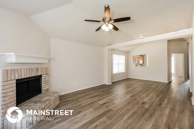 Photo - 10836 Deauville Cir N