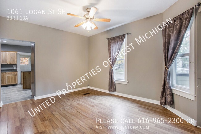 Photo - 1061 Logan St SE