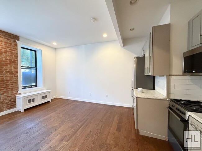 Photo - Crown Heights 2-Bed Unit 1J