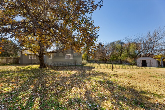 Photo - 1823 S Hiram St