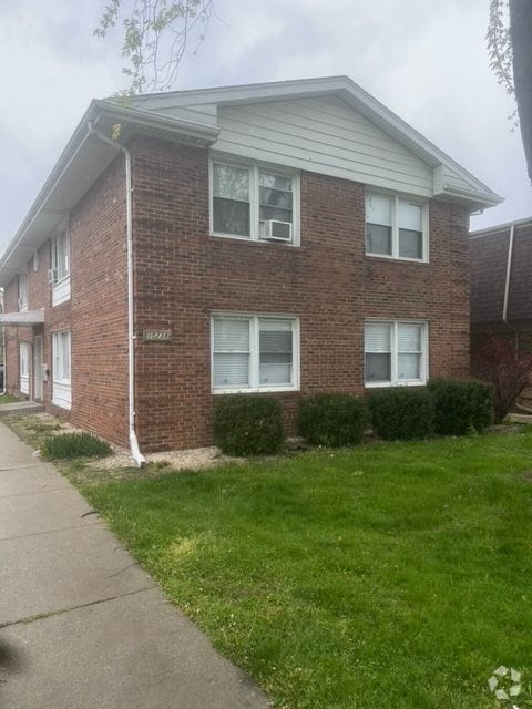 Building Photo - 15238 Doctor M.L.K. Jr Dr Unit 1E Rental