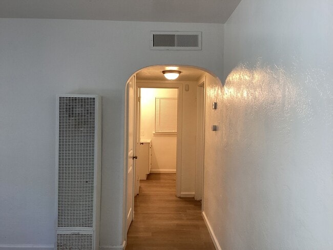 Photo - 3452 - 3458 E. Clinton Ave Fresno Unidad 3456