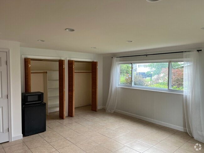Building Photo - 3308 Kayson St Rental