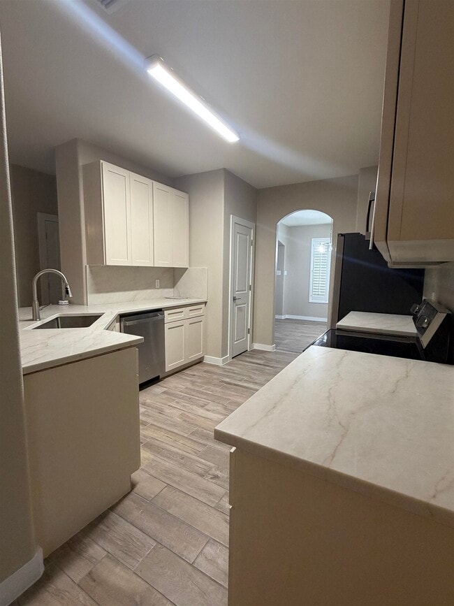 Photo - 3104 Quintero St