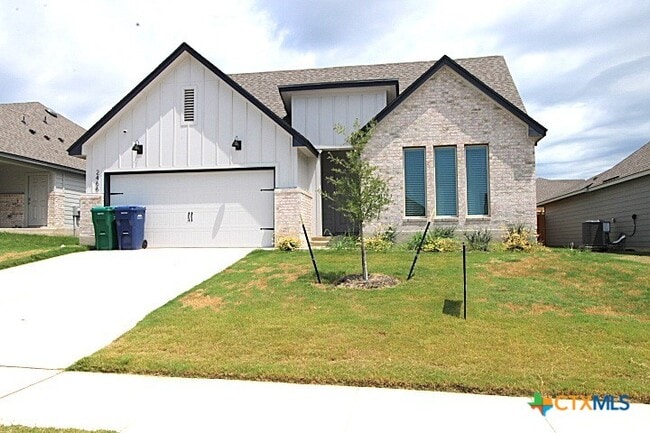 Building Photo - 2466 Bee Crk Dr Rental