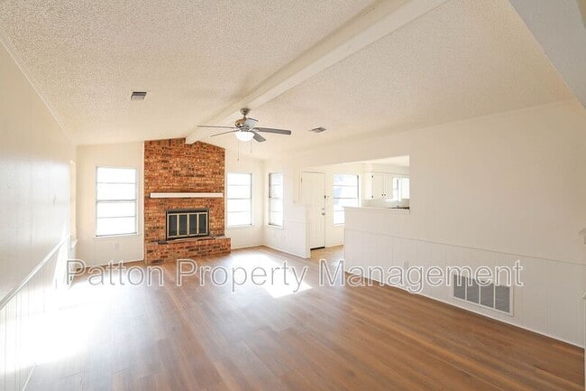 Photo - 4415 Kingston Rd